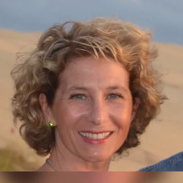 Dr Fabienne WICART-POQUE 
