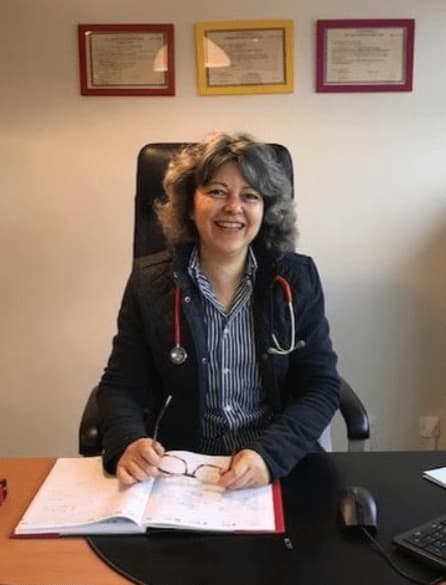 Dr Mihaela PINZARU
