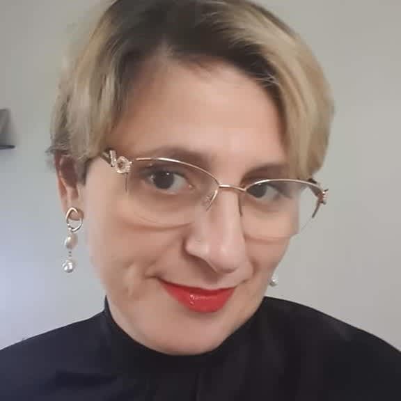 Naima Azouaou