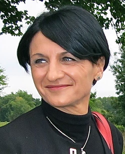 ANGELIQUE ROLDAN