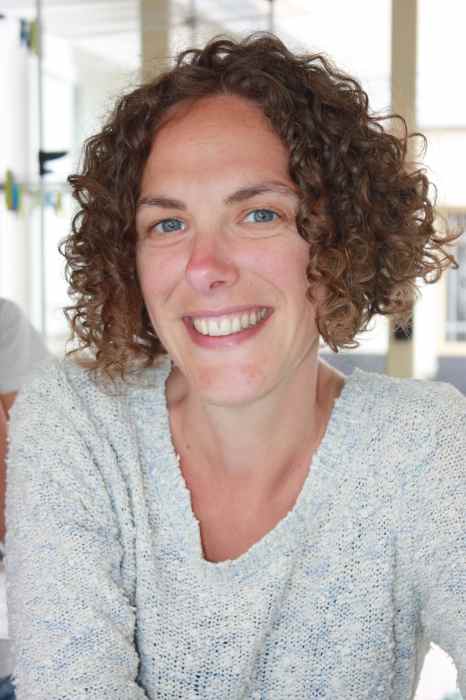 Dr VERONIQUE DUBOIS
