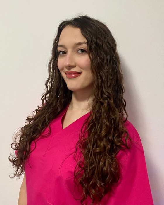 Paula Laslau, Masseur kinésithérapeute à Annonay