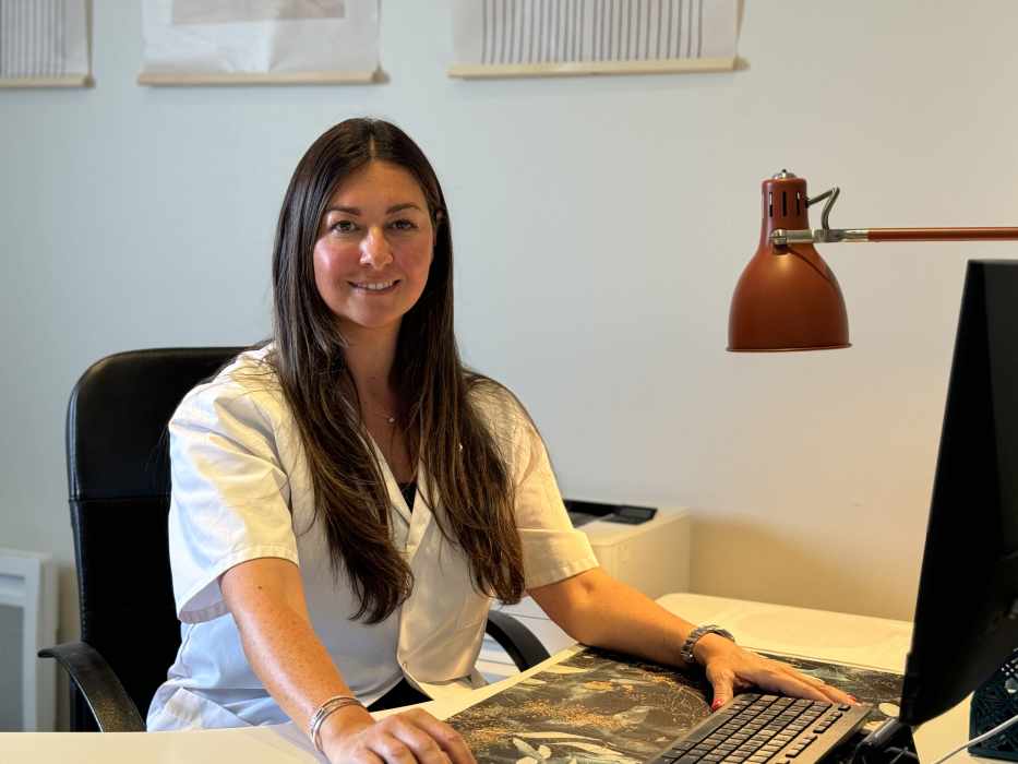 Dr EMILIE MENARD DECOUTERE