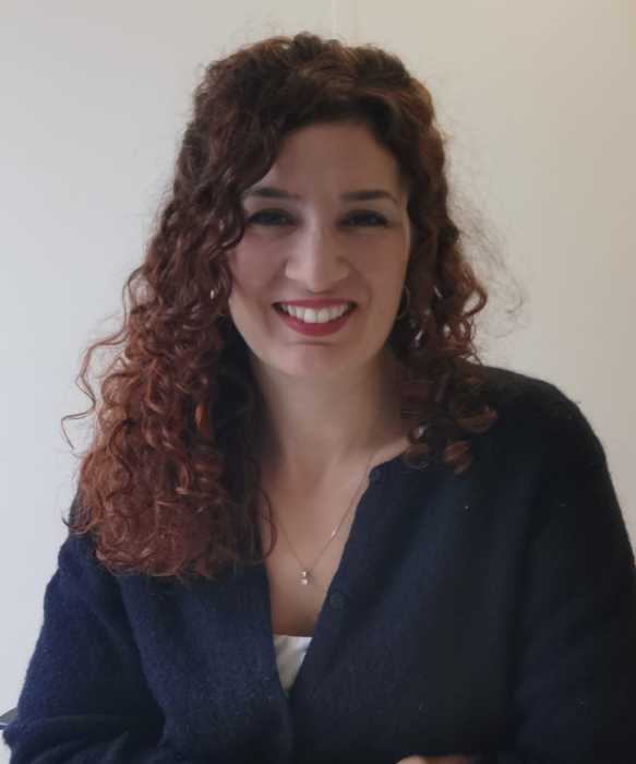 Özlem Perret