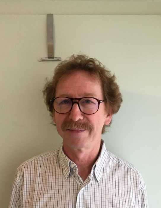Dr Bertrand SCHMITT