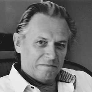 Dr Yan Martinat