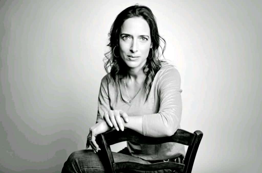 Dr Julie CURJOL SOTO