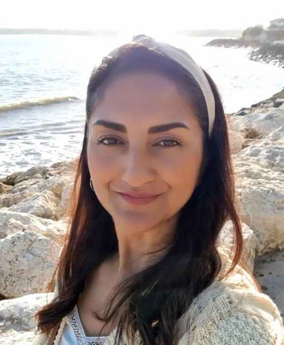 Dr Muzna SHAIKH