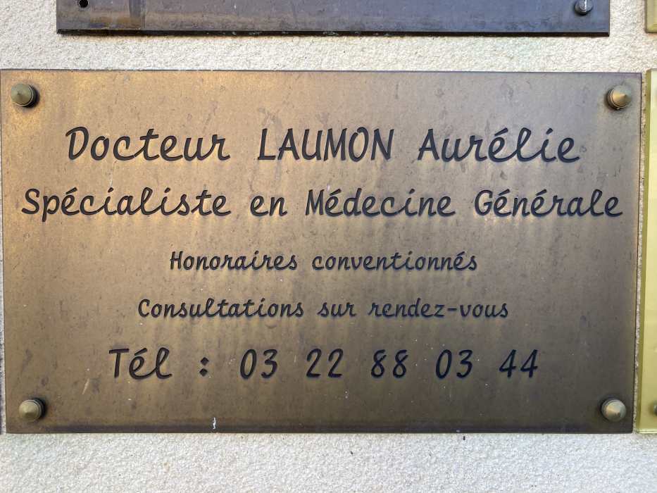 Dr Aurelie LAUMON