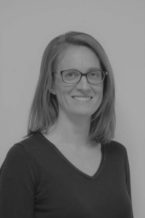 Dr Jennifer RENARD