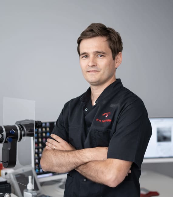 Dr RAPHAËL THOUVENIN