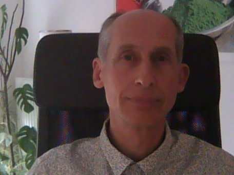 Dr MICHAEL CLARET