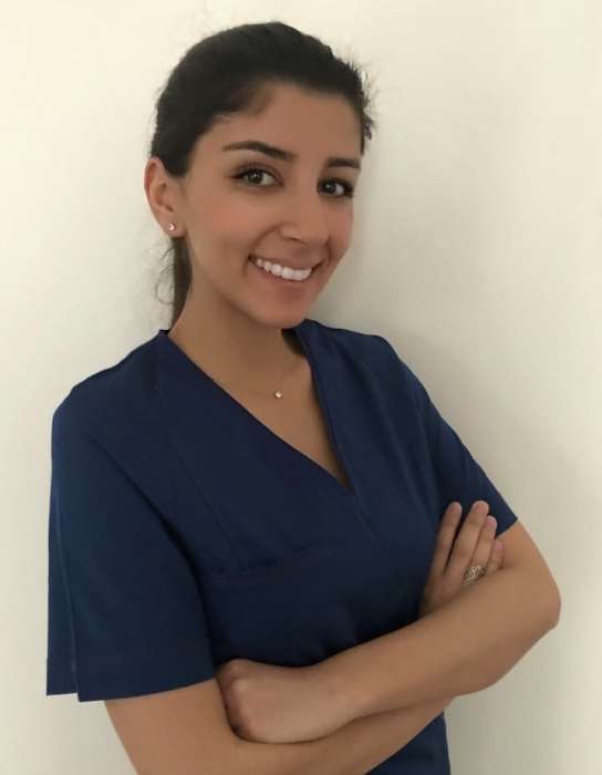 Dr Anouk Lahana