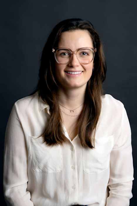 Pauline Mouden, Chirurgien dentiste à Brest