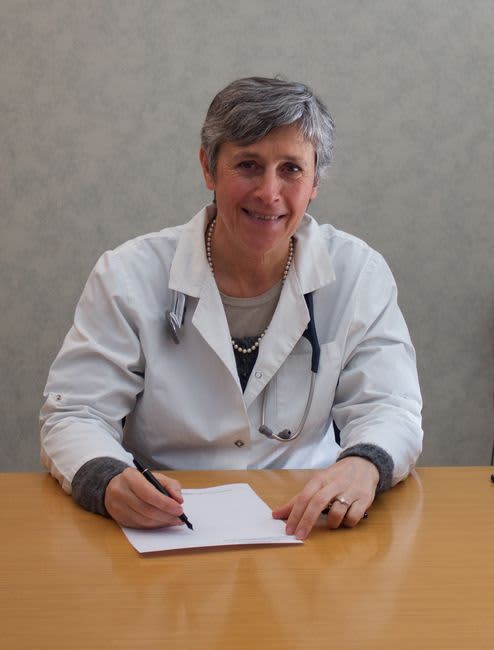 Dr Elisabeth Pouchelon