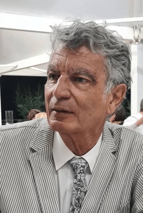Dr CHRISTIAN DERBUEL
