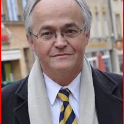 Dr André MASIUS
