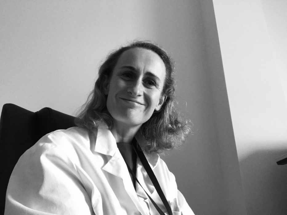 Dr MARIE DESBORDES