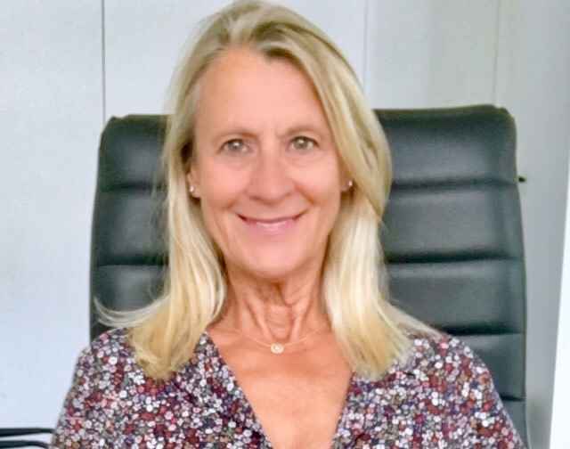 KARINE THOMAS