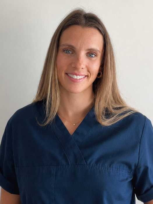 Adèle Benard