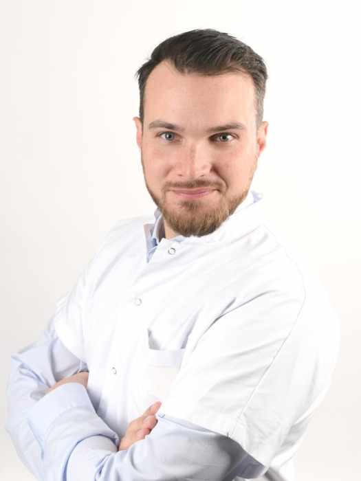 Dr David Louis, Chirurgien infantile à Fréjus