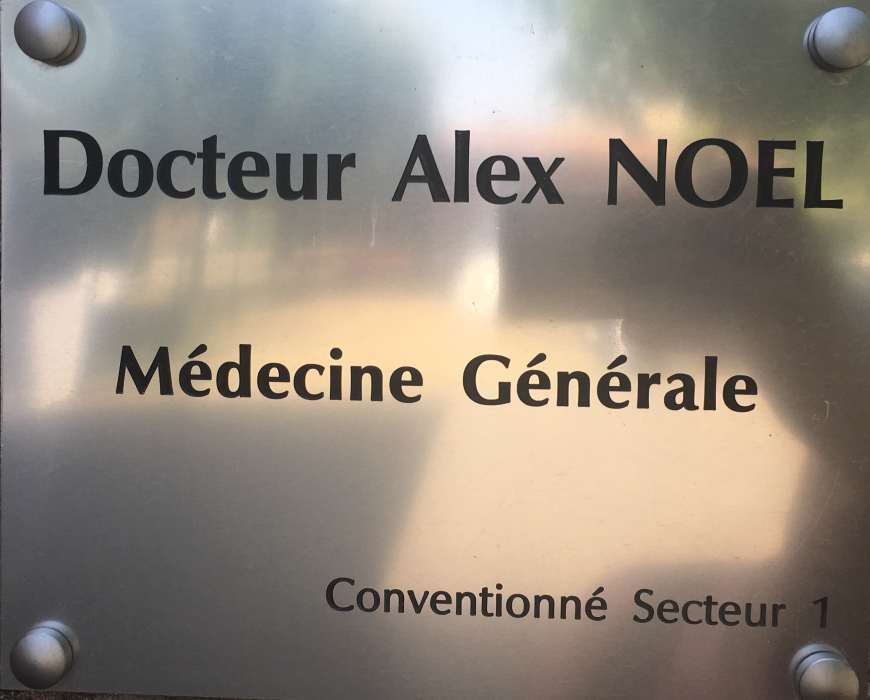 Dr Alex NOEL