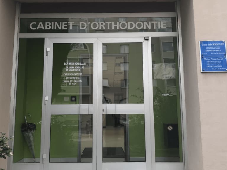 Dr Arnaud HATEM, Orthodontiste à Aubagne : Prenez rendez-vous en ligne
