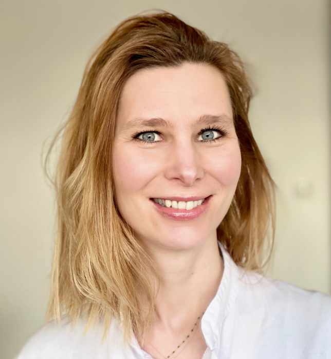 Dr Maud BOLLAERT 