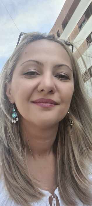 Dr SIMONA FARCAS