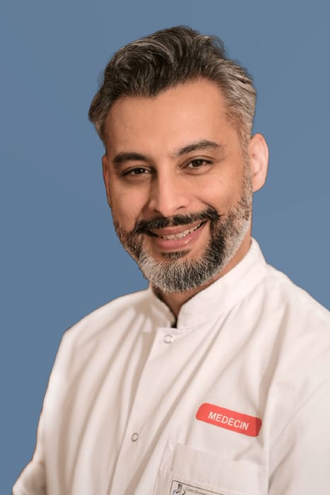Dr Omid DAVOUDI