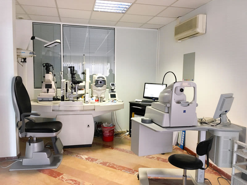 Dr Abdelmalek ABACHI
