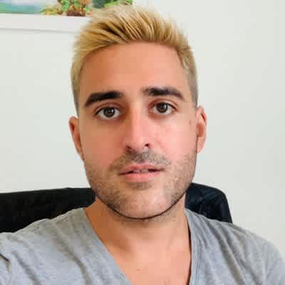 Dr Thomas Pinto