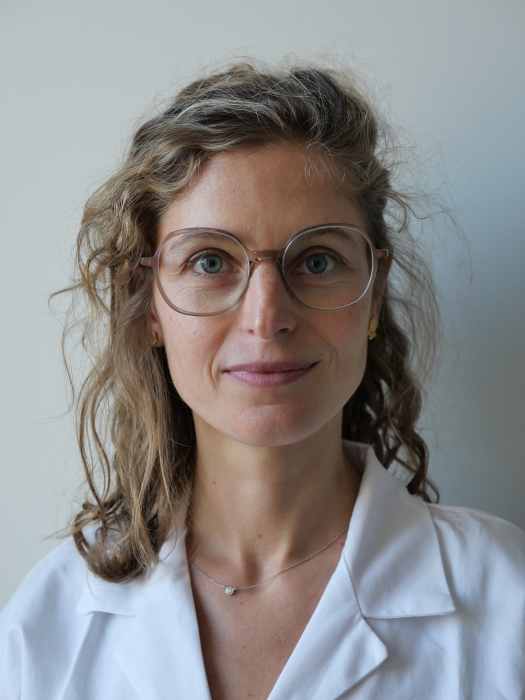 Dr Clotilde LACOUR, Gynécologue médical à Bordeaux