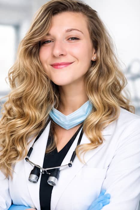 Dr Léane Aimone-Cat, Chirurgien dentiste à Serris