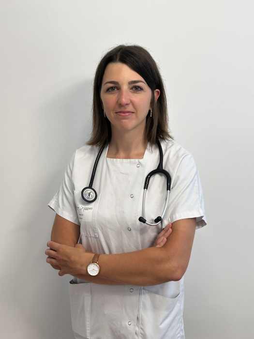 Dr ELODIE BRAVOS