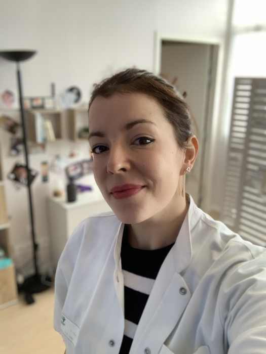 EMILIE CAZAL