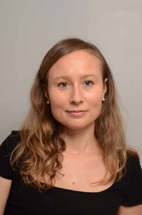 Dr Laure Dequidt