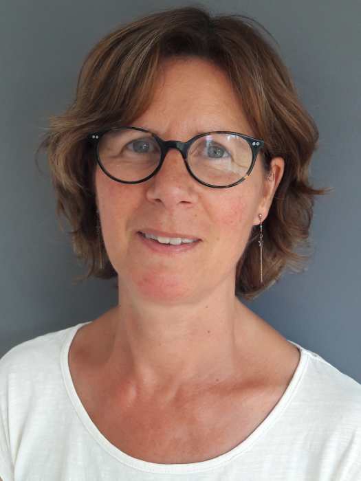 ANNE YVONNE FOLLIO