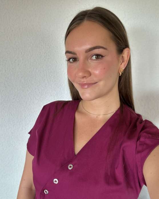 Emma DEHAYE