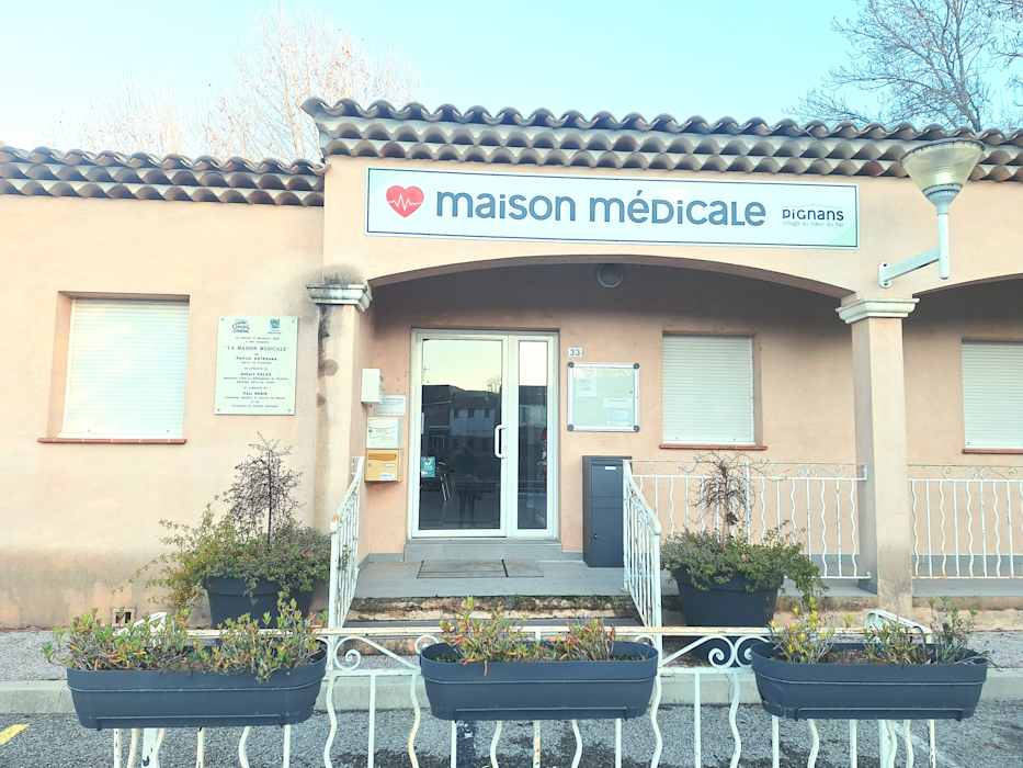 Dr Magalie Médard, Chirurgien dentiste à Pignans
