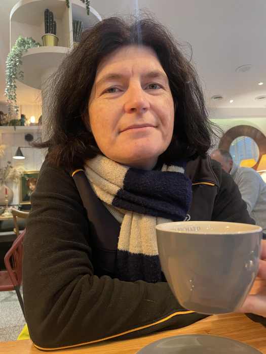 Dr Isabelle COFFIN