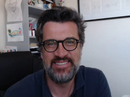 Dr Julien Pelzer