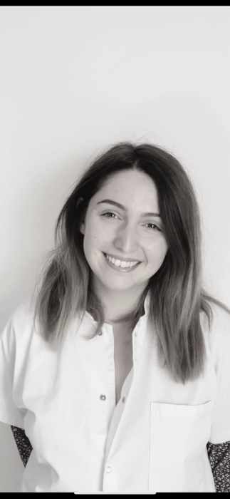 Dr JULIE LLAMAS
