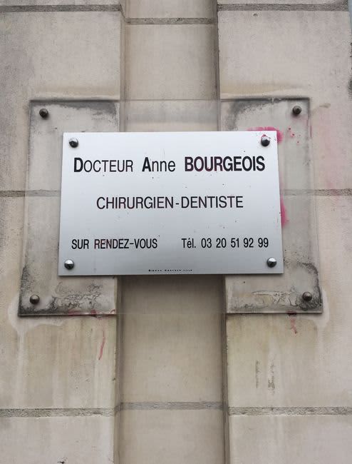 Dr Anne Bourgeois, Chirurgien dentiste à Lille