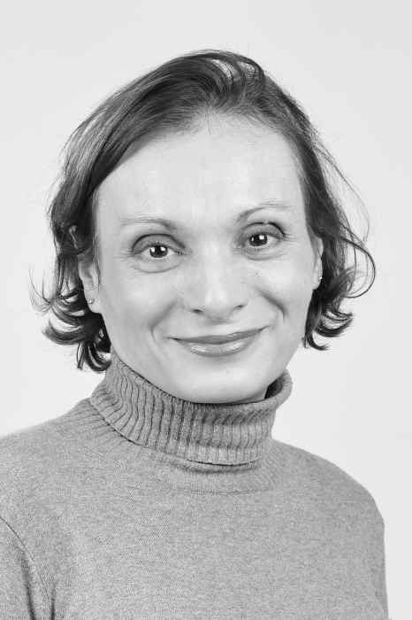 Dr Nelly Hernandez