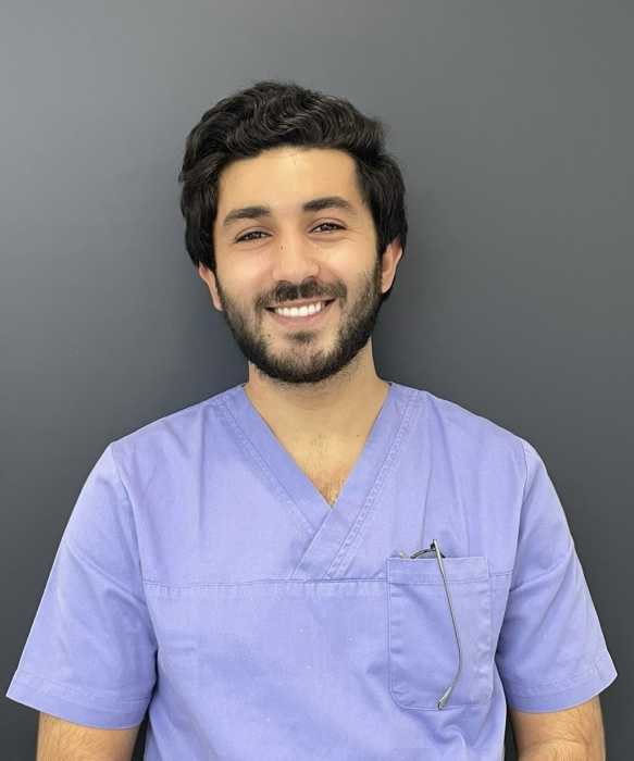 Dr Raphael Tapiro, Chirurgien dentiste à Rueil-Malmaison