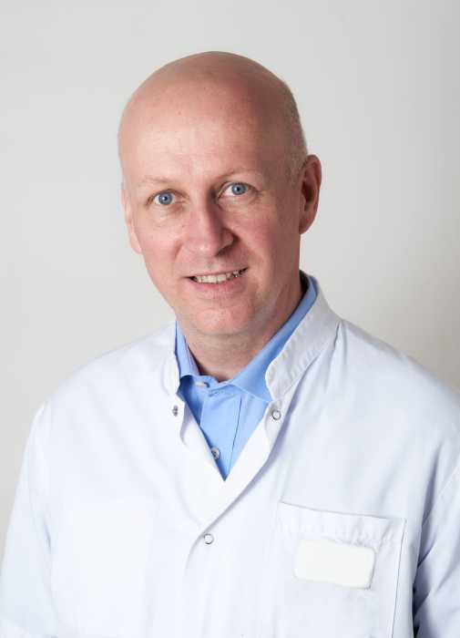 Dr Sergiu Bica, Chirurgien à Saint-André-Les-Vergers