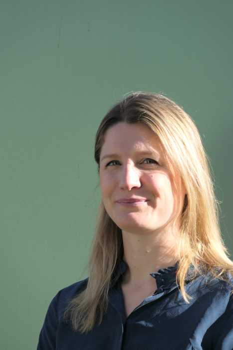 Dr Anne Drouhin