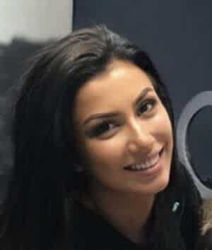 Dr ANDREEA TUTURICI