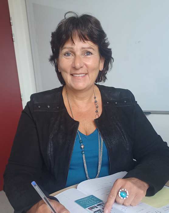 Dr Annick Chaline Devos, Psychologue à Saint-Jean-De-La-Ruelle